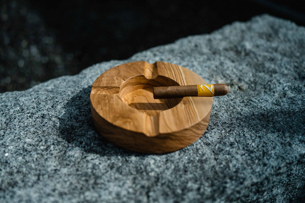 Zigarren Aschenbecher - Olivenholz